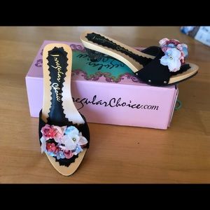 Low heel (1.75”) shoes by Irregular Choice.